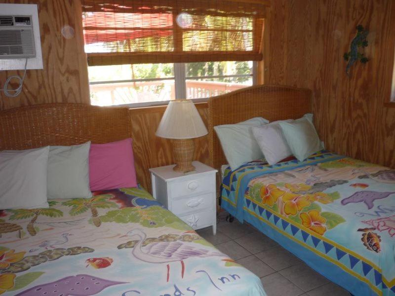White Sands Inn Marathon Εξωτερικό φωτογραφία