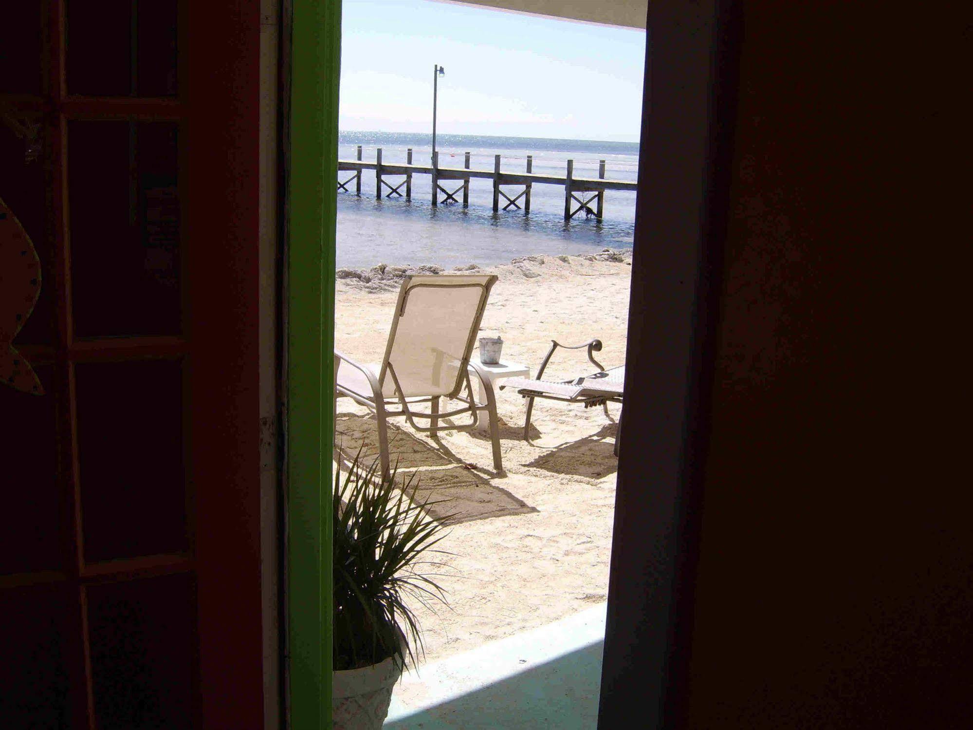 White Sands Inn Marathon Εξωτερικό φωτογραφία